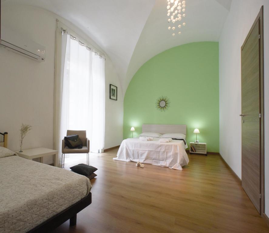 B&B Favola Mediterranea Катания Екстериор снимка